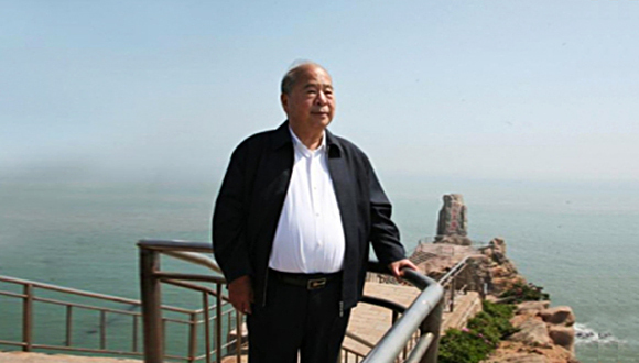 原中央政治局常委尉健行逝世 曾领导查处41名高官|界面新闻 · 天下