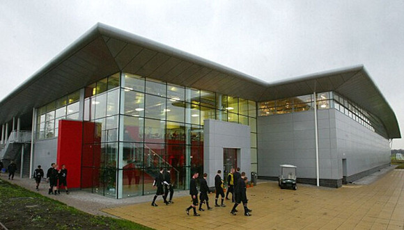 曼联青训营资金短缺 风光92班难再现