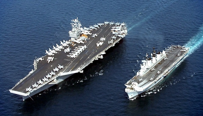 美军罕见向东亚海域增调航母群 对朝鲜武力示威