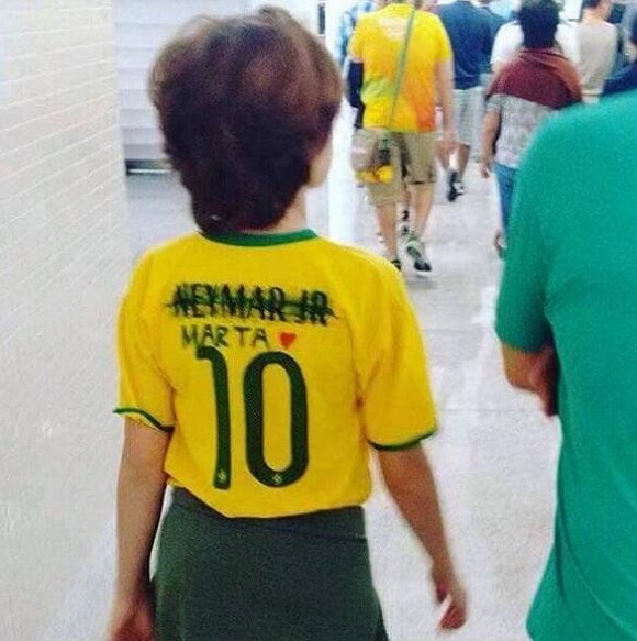 双双晋级奥运八强 但足球王国巴西怎么也得了