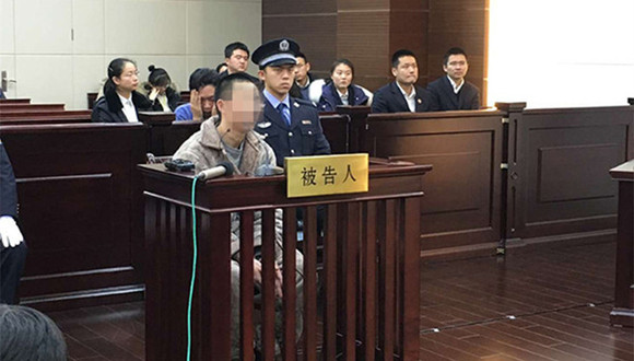 浦东机场爆炸案开庭 嫌犯称只想引起关注否认报复社会