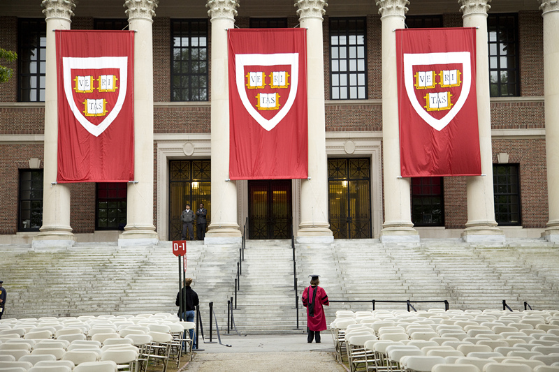 哈佛被指招生歧视亚裔 学生坦言非常失望