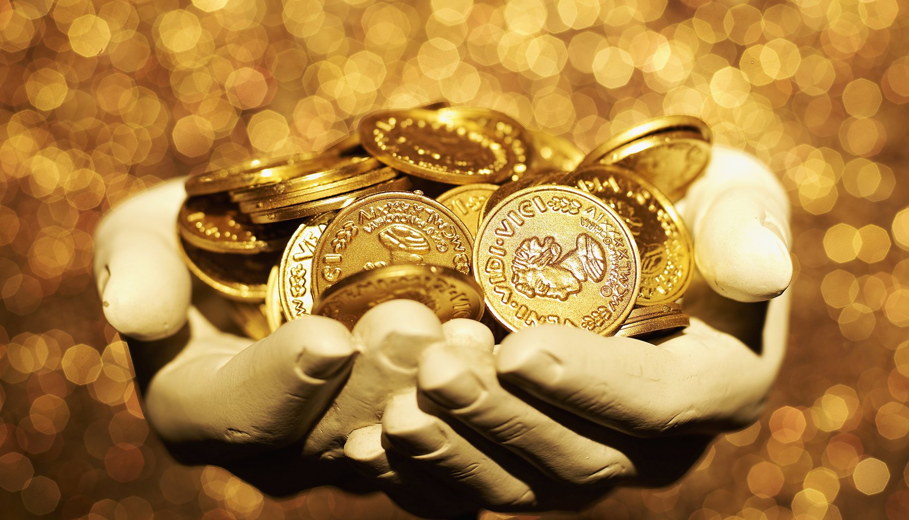 黄金项链吊坠款式有哪些 黄金项链吊坠多少钱|腕表之家-珠宝