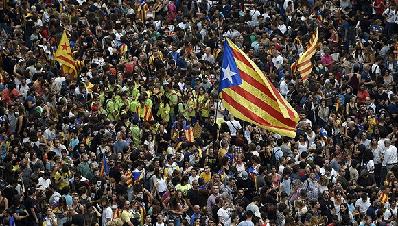 西班牙国王和欧盟都说独立不合法 加泰罗尼亚