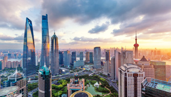 2019中国富有城市排行_道路上的灯光设计图免费下载 5760像素 jpg格式 编