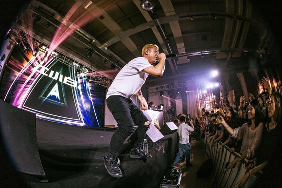 【特写】白酒反叛者江小白，它质疑所有质疑