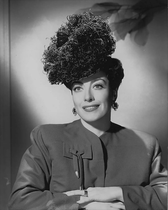 四十岁还是只能演少女?琼·克劳馥用《欲海情