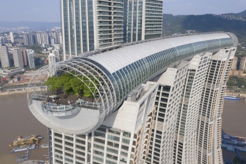 摩西·萨夫迪最新设计作品"重庆来福士"成为重庆城市封面级新地标