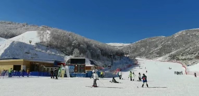 云顶滑雪场的其中一天雪道 拍摄:姜平儿