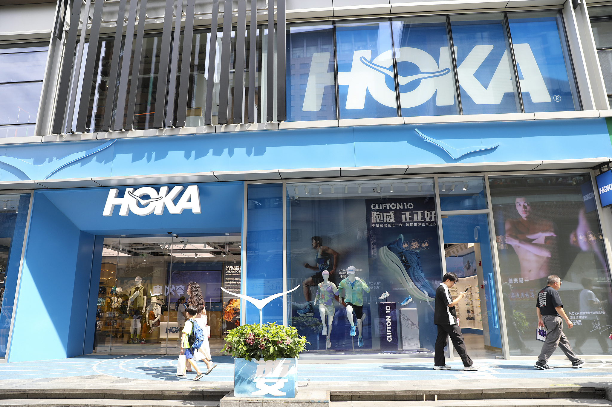 中产跑鞋HOKA降速 中产跑鞋HOKA降速