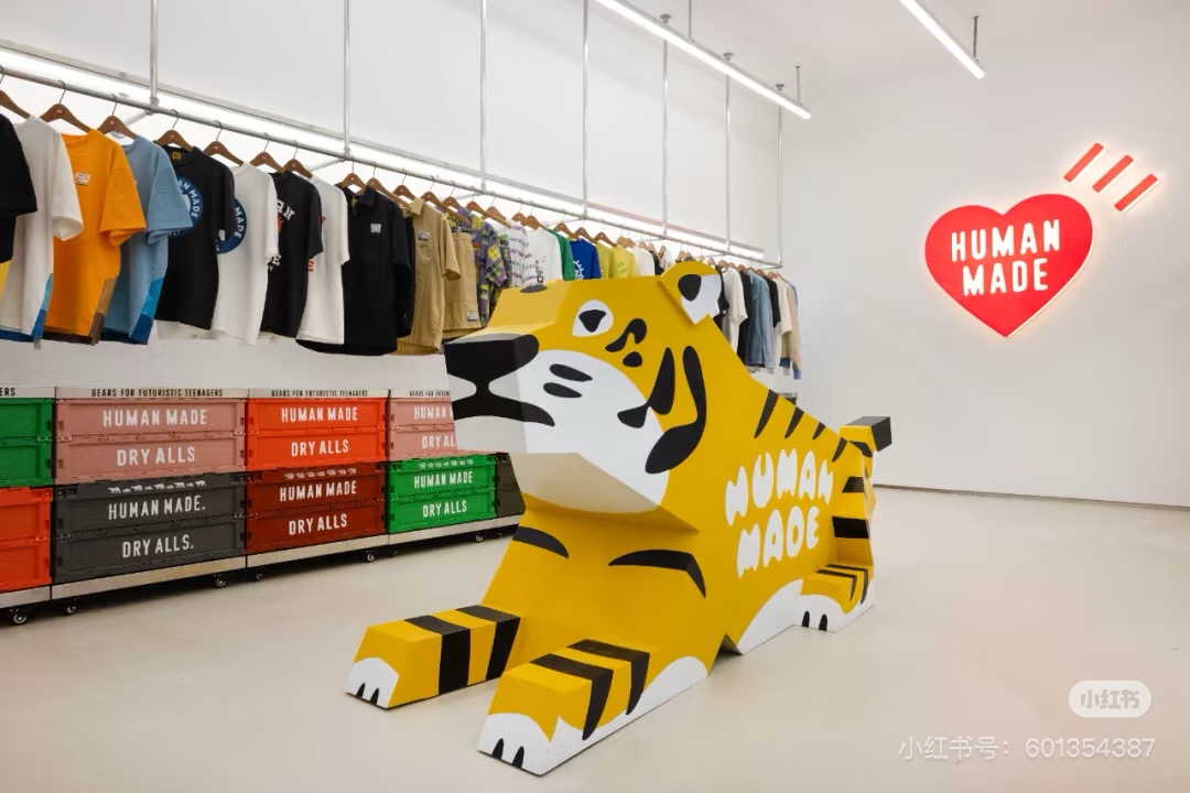 卖衣服的都该来取取经,有个潮牌这时候还能IPO 卖衣服的都该来取取经,有个潮牌这时候还能IPO