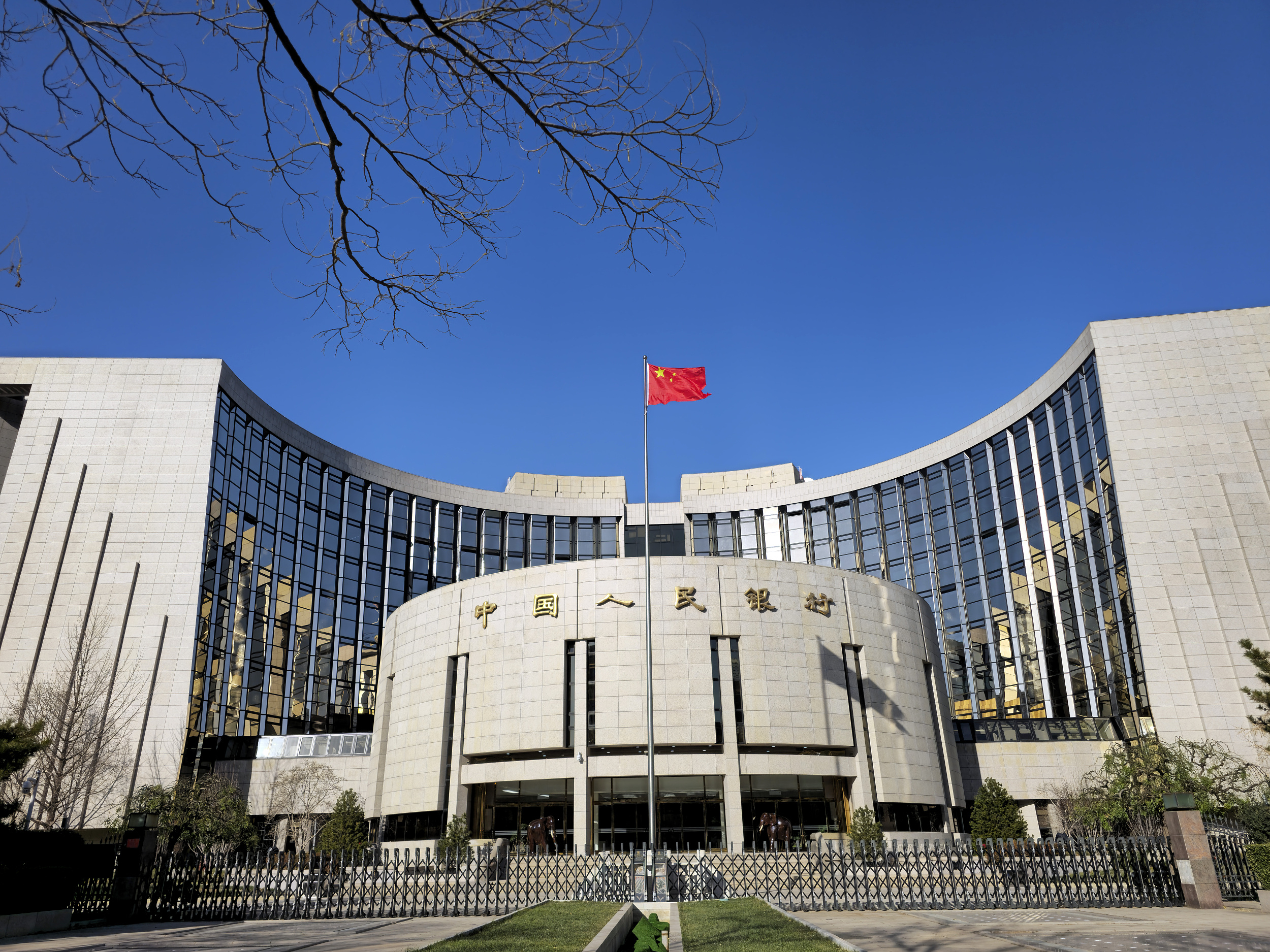 适度宽松货币政策持续显效，前11个月我国社融规模增量超去年全年