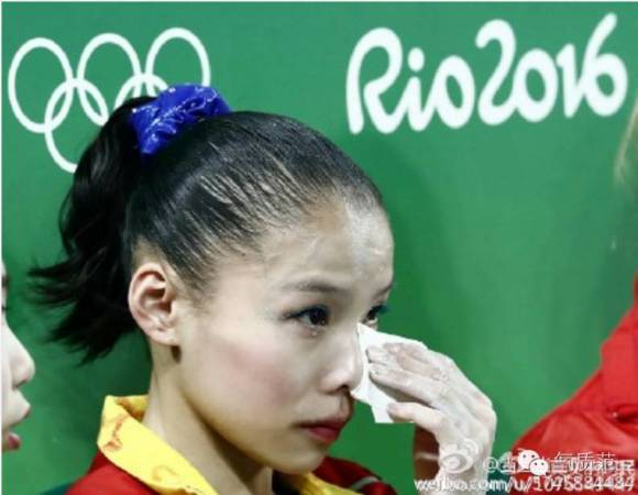 和傅园慧相反,她在体操场上排名第4遗憾落泪|界