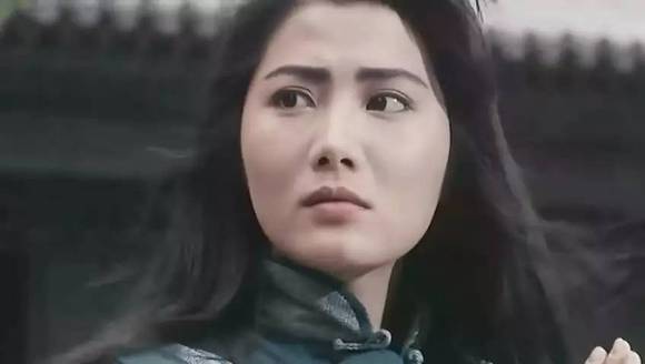 只有锥子脸才好看?让这些方脸圆脸大脸女星的