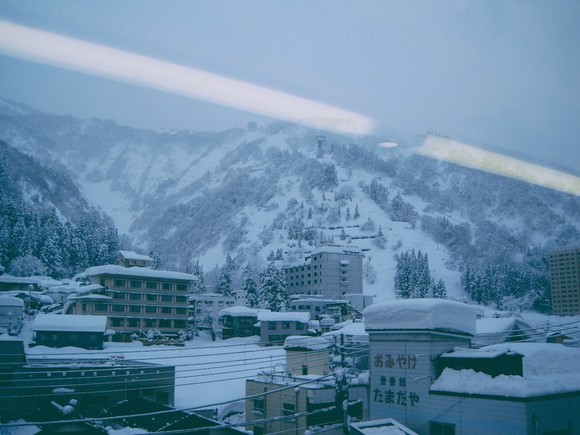 为了让东京人更方便的滑雪,新干线操碎了心