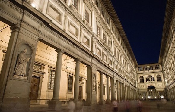 隐藏于世界著名景点中的密室旅行:埃菲尔铁塔