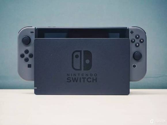 switch 游戏机的底座与平板