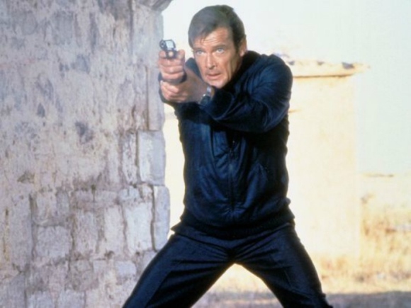 【逝者】罗杰·摩尔逝世 这里有他饰演的7部007电影大排名!