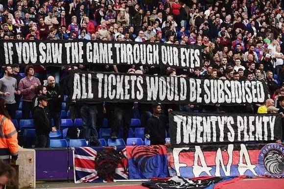 英超25周年生诞祭:哨音一响,黄金万两,娱乐很近