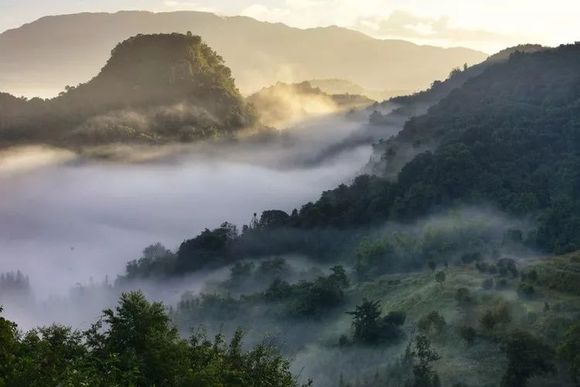 佤族人口_佤族服饰(3)