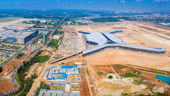 海南将加快推进三亚新机场,儋州机场建设,探索发展无人机物流