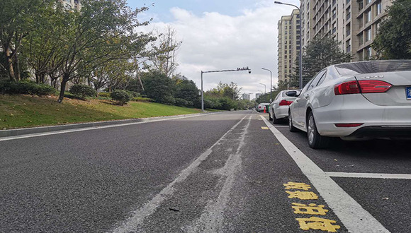 宁波首个智慧停车市级平台"甬城泊车"今天零时上线试运行