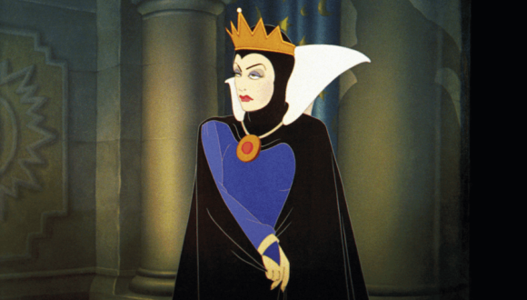 《白雪公主与七个小矮人》中的邪恶皇后 图片来源:disney
