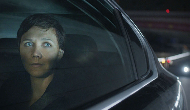 女主角的扮演者Nessa的是美国女演员Maggie Gyllenhaal