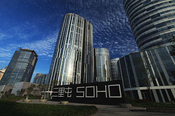 通过为三里屯SOHO设计标识,我发现了在大型