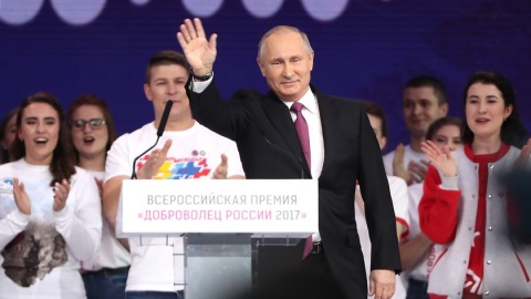 普京宣布参加2018俄罗斯总统大选 向第二次连任冲刺
