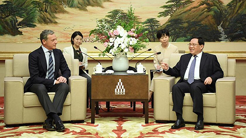 上海“四大品牌”建设吸引迪士尼参与 李强会见公司CEO时表示欢迎