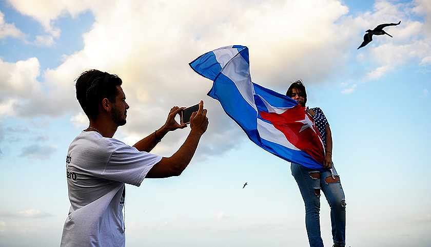 【聚焦】自由古巴:从一台可以随处上网的手机