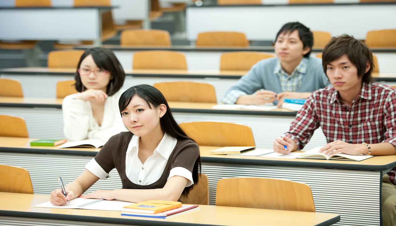 日本一高校学费超标涨价 中国留学生压力山大