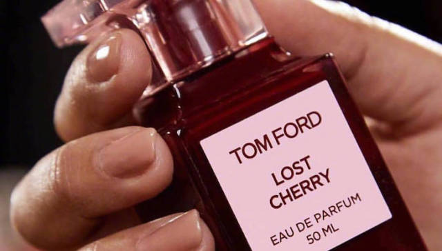 是日美好事物】Zara发售首个线上限量系列，Tom Ford推出中性气味红瓶新香| 界面新闻