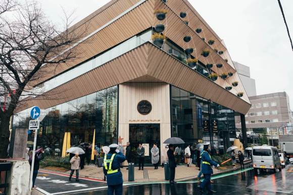 全球最大星巴克烘焙工坊在东京开业,店面位于
