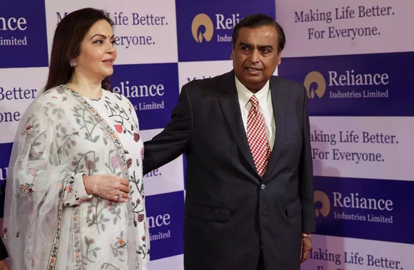 福布斯发布体育俱乐部拥有者财富排行:鲍尔默