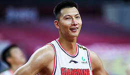 广东队魂易建联“双王加冕”，但中国篮球还在等待他的接班人