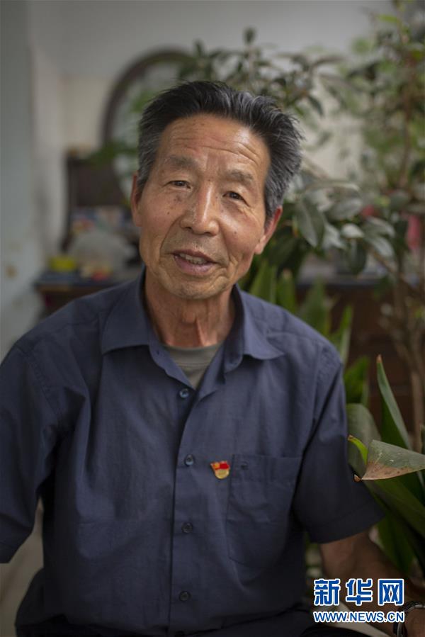 (新华全媒头条·图文互动)(2)十任“支书”一个梦