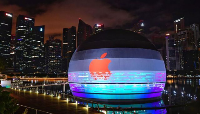 首家建在水上的apple Store 新加坡这家苹果店想用球体和水波纹打造创意空间 界面新闻