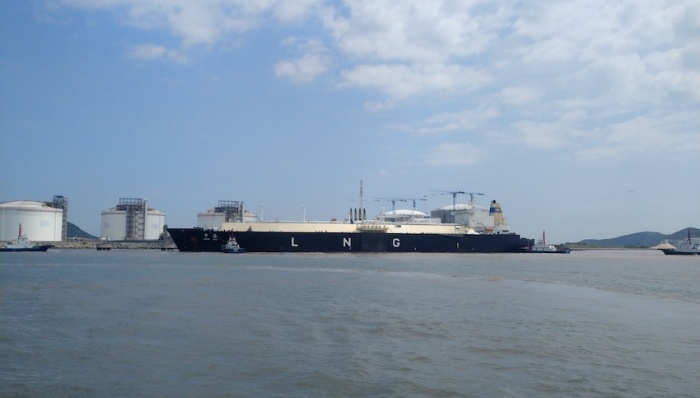 第500艘LNG船安全靠泊：上海洋山港接卸液化天然气总量超3000万吨