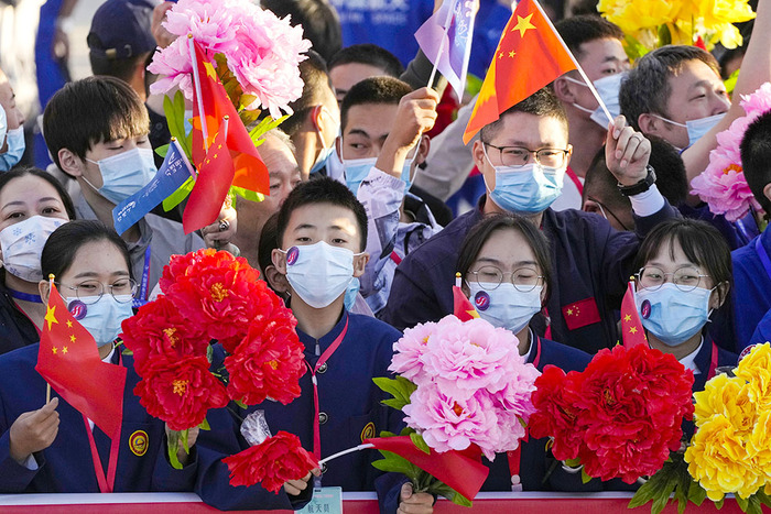 图集 神舟十二号发射升空 三名航天员奔赴中国空间站 界面新闻