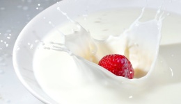 酵母超标60倍被查处，“酸奶中的爱马仕”卡士酸奶的营销噱头有多少