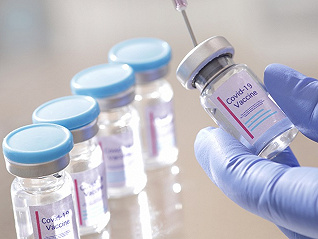 世贸组织豁免新冠疫苗专利，但想实现生产仍是件难事儿