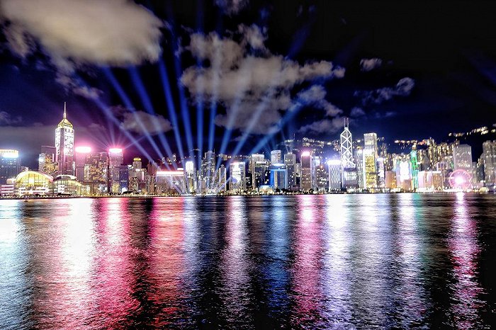 香港回归祖国25周年丨庆祝活动渐进高潮，香港各界多种形式抒发爱国情怀