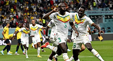 塞内加尔足球20年，从2002年揭幕战爆冷击败卫冕冠军到淘汰赛常客