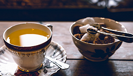 “围炉煮茶”加热新中式茶馆，谁是下一个“喜茶”？