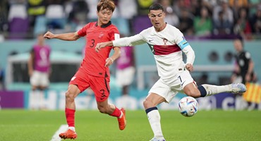世界杯16强产生：五大洲球队首次齐聚，亚洲三席创历史最佳
