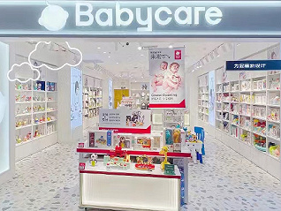 成為尿褲賽道新巨頭之后，Babycare做了一件“反商業邏輯”的事