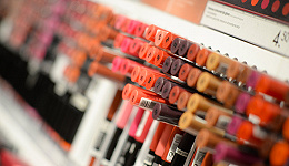 化妆品行业迎来政策“红包”