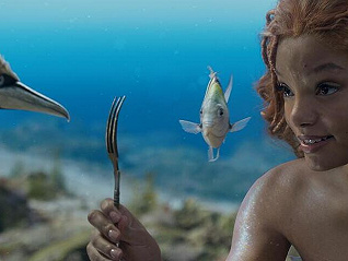 《小美人魚》：多元化卡司的激進表象下，是對真正革新的畏手畏腳
